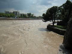 pict0026_the_fair_flood_rivers_of_verona.jpg
