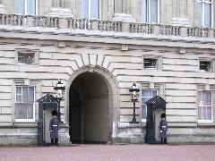 IMGP0075-BuckinghamGuards.JPG