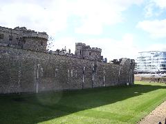 IMGP0102-LondonTower.JPG