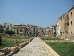 pict0002_piazza_in_palermo_did_we_really_bomb_this_city?.jpg